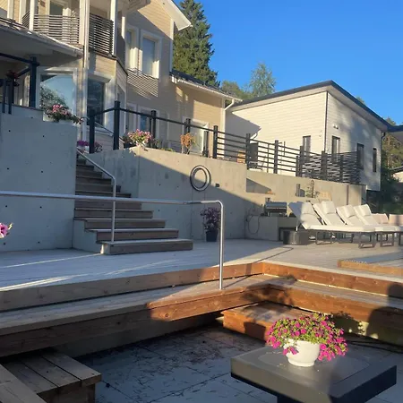 Villa Stunning House With Heated Pool, Jacuzzi And Sauna
