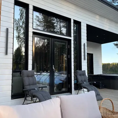 Stunning House With Heated Pool, Jacuzzi And Sauna