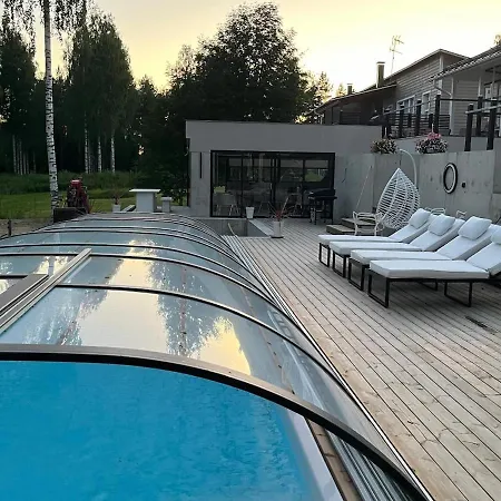 Stunning House With Heated Pool, Jacuzzi And Sauna Villa *