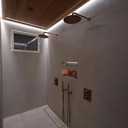 Stunning House With Heated Pool, Jacuzzi And Sauna Villa *