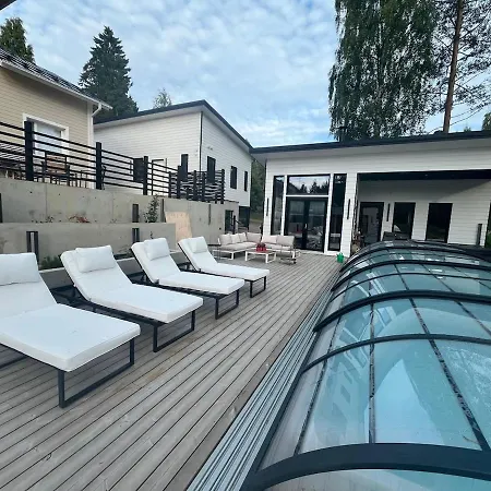 Stunning House With Heated Pool, Jacuzzi And Sauna Villa