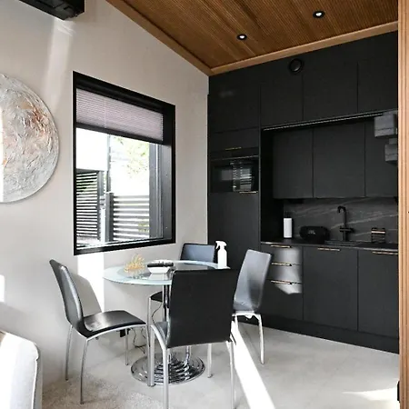 Stunning House With Heated Pool, Jacuzzi And Sauna *